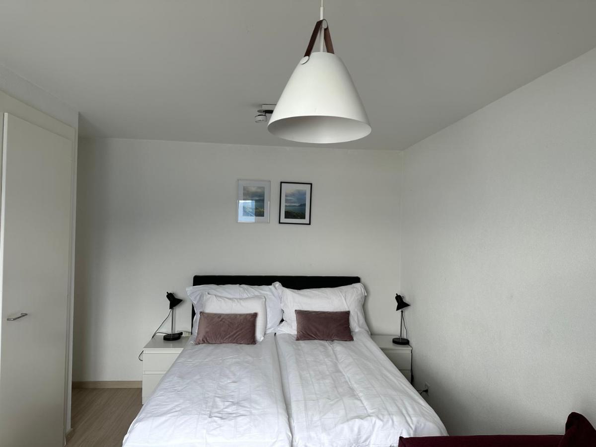 Room With 360° View Overlooking Lake Geneva And Alps Puidoux Exteriör bild